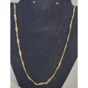 Gold tone Elongated Oval Link Chain 40" Necklace